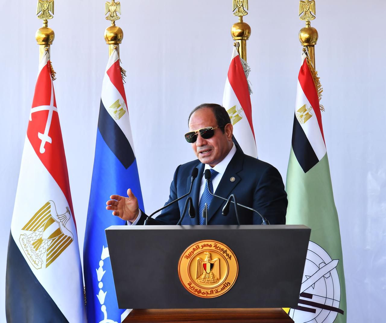 President Sisi attends “war inspection” of the Sixth Armored Division ...