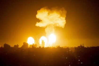 Israeli intense airstrikes on Lebanon