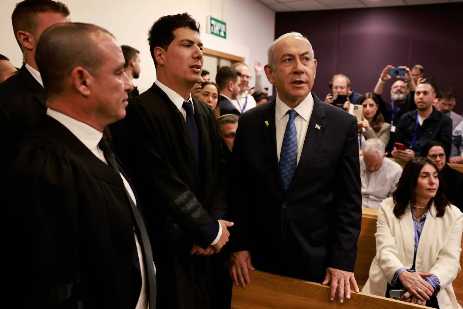 Netanyahu in court