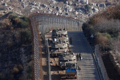 Israeli tanks enter Golan buffer zone