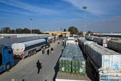 Humanitarian trucks entering Gaza