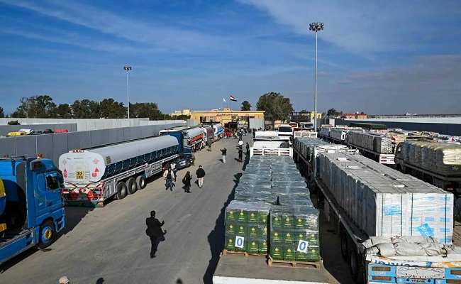 Humanitarian trucks entering Gaza