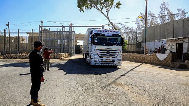 Aid trucks enter Gaza