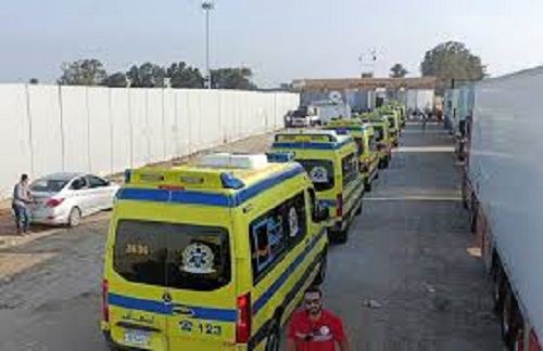 Egyptian ambulances at Rafah crossing