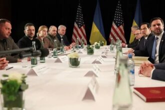 Zelenskyy and Vance meeting in Munich