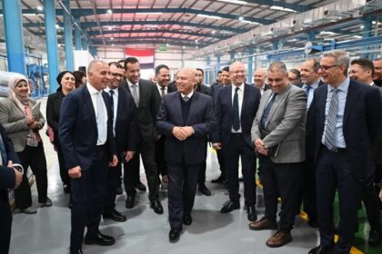 Kamel El Waz inaugurates El Sewedy factory