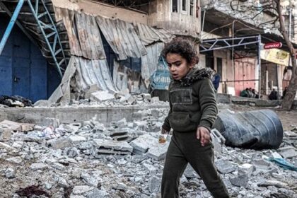 6 children in Gaza freeze to death