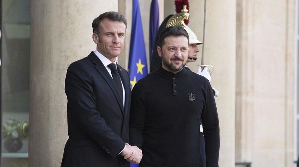 Macron and Zelenskyy