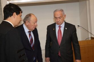 Netanyahu in court