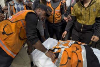 Palestinian medics executed 1