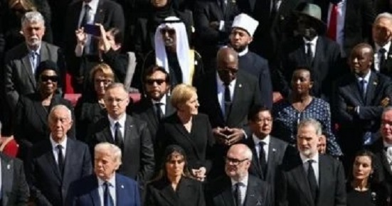 Minsiter of endownment Pope's funeral