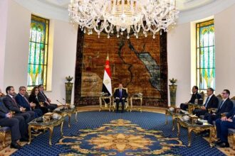 Sisi and Kuwaiti delegation