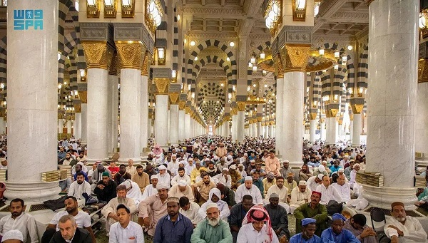 Pilgrims Friday prayers