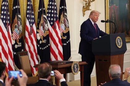 Trump warns Iran