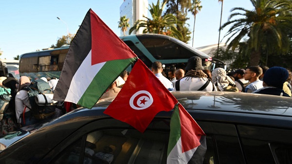 Tunisian Caravan