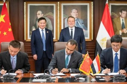 Hassan Abdallah and Chinese Official