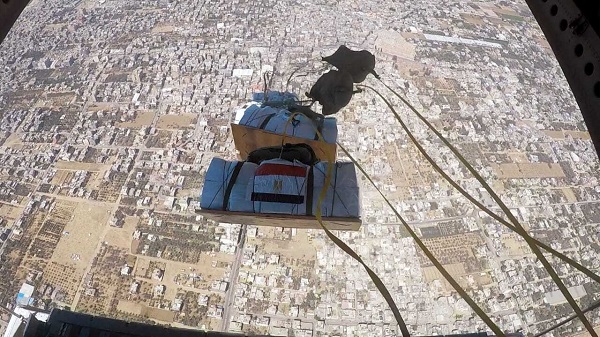 Egypt Airdroping aid Gaza