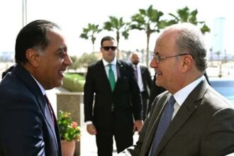 Egyptian and Plaestinian PMs