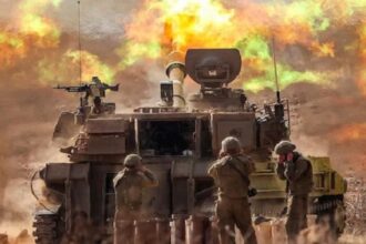 Israeli army fires on Gaza city