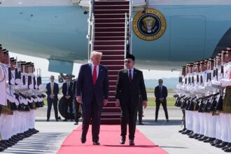 Trump arrives in Malaysia