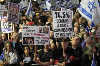 Israelis protest Netanyahu