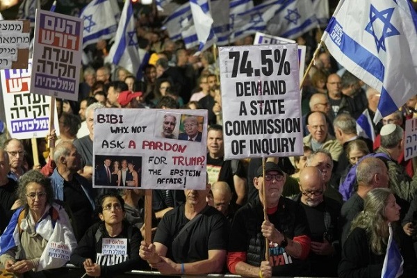 Israelis protest Netanyahu