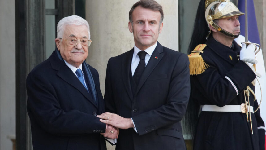 Macron and Abbas 1