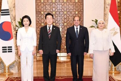 President Sisi hosts Korean President