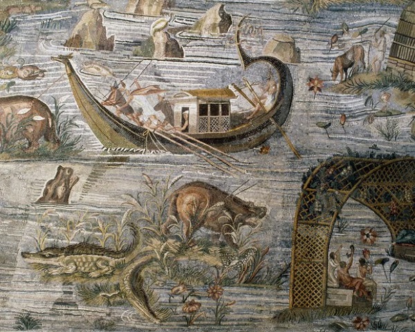 Pleasure boat