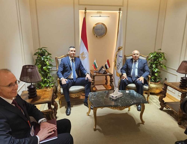 Wazir and Bulgarian Minister