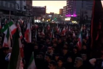 Iranian crowds