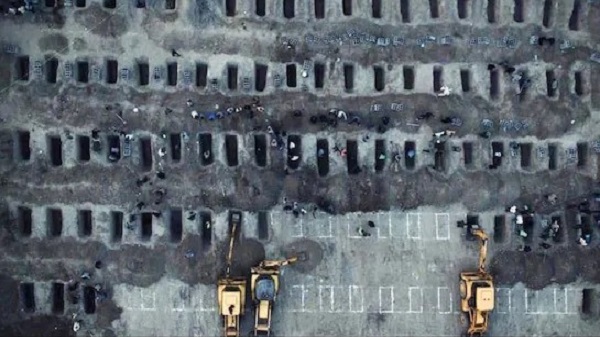 Iranian school girls graves