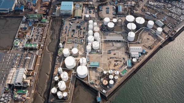 Oil storage