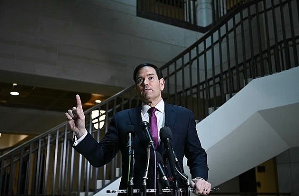 Rubio admits
