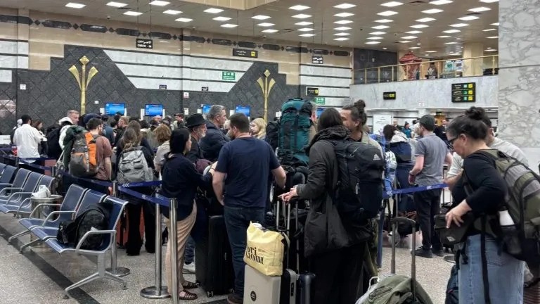 Taba airport Israeli fleeing