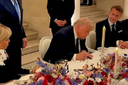 Trump signs Iran deal