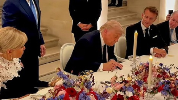 Trump signs Iran deal