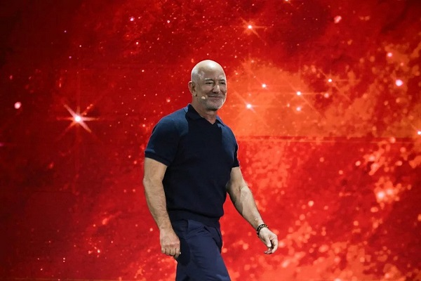 Bezos Liverpool