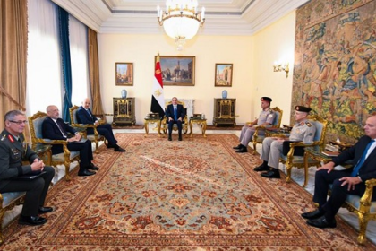 Sisi Greek defense min