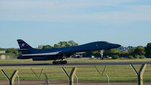 B1 take off