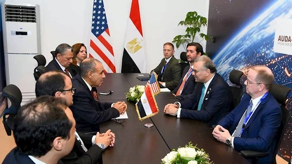 Badr and US diplomat