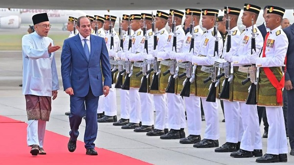 Sisi arrives in Malaysia
